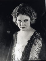 Edna_purviance_portrait_medium