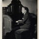 Cc_25_playing_piano_square