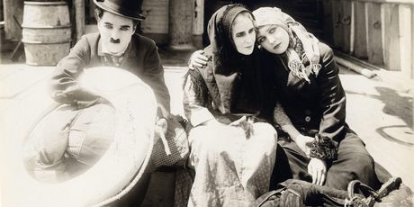 the immigrant charlie chaplin boat scene