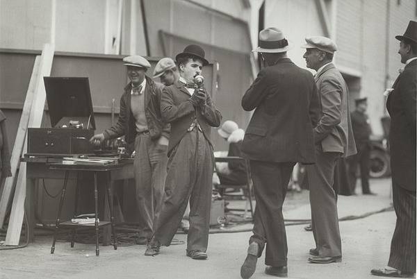 Chaplin sur le tournage des Lumières de la ville